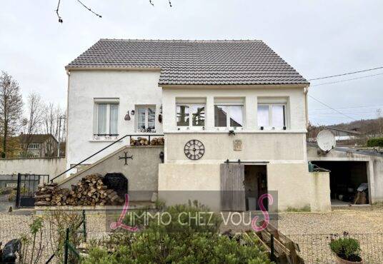 228 – Maison à vendre à 77650 Longueville - 77650 Longueville, France - A 5 min de la gare de Longueville à pied, commodités et écoles sur place.…