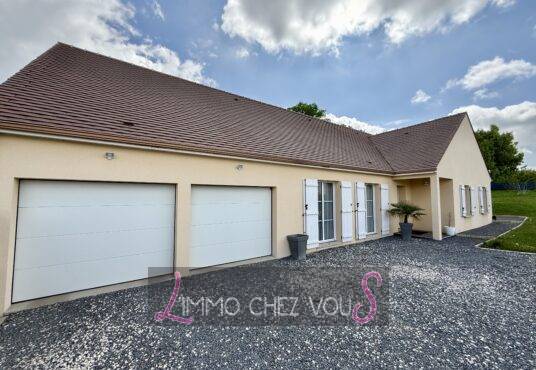 246 – Pavillon familial à Vendre à SOURDUN -  - À vendre – Pavillon familial plain-pied,4 chambres. Maison récente de 2012 – Calme, confort et…