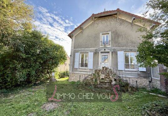 264 – Maison familiale à Donnemarie-Dontilly -  - À vendre – Maison familiale à Donnemarie-Dontilly (Seine-et-Marne), proche centre-ville. Située à deux pas des…