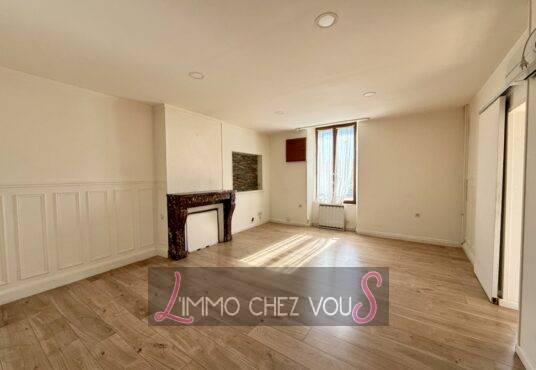 271 – Appartement 3p Montigny Lencoup -  - Appartement 3p au rez-de-chaussée avec cour. Commerces de proximité et école à pied. Au sein…