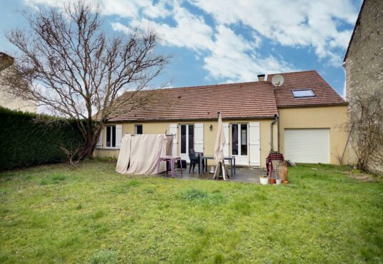 297 – Plain-pied de 2007 à vendre entre Nangis et Montereau -  - Maison de plain-pied construite en 2007, située dans un environnement calme, à proximité des commodités…