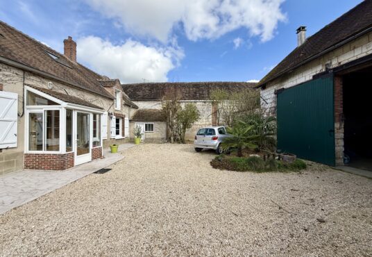 302 – Fermette familiale 6 pièces à Vendre Michery -  - Maison familiale 6 pièces – 4 chambres – dépendances – terrain de plus de 1…