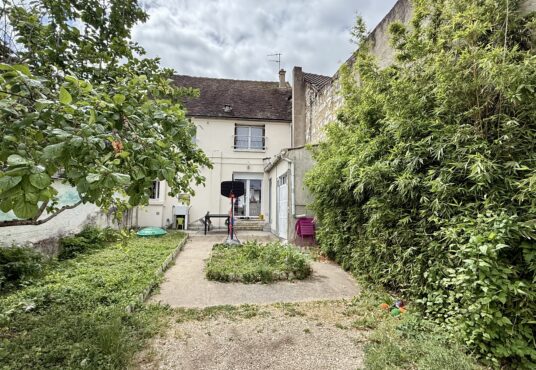 26 L – Maison 5 pièces à Pont Sur Yonne -  - A PONT SUR YONNE – 15 Minutes à pied de la gare pour gare de…
